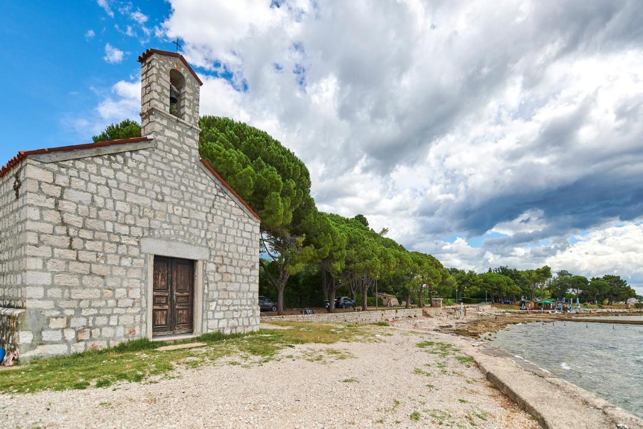 Villa Perla Umag Buitenkant foto